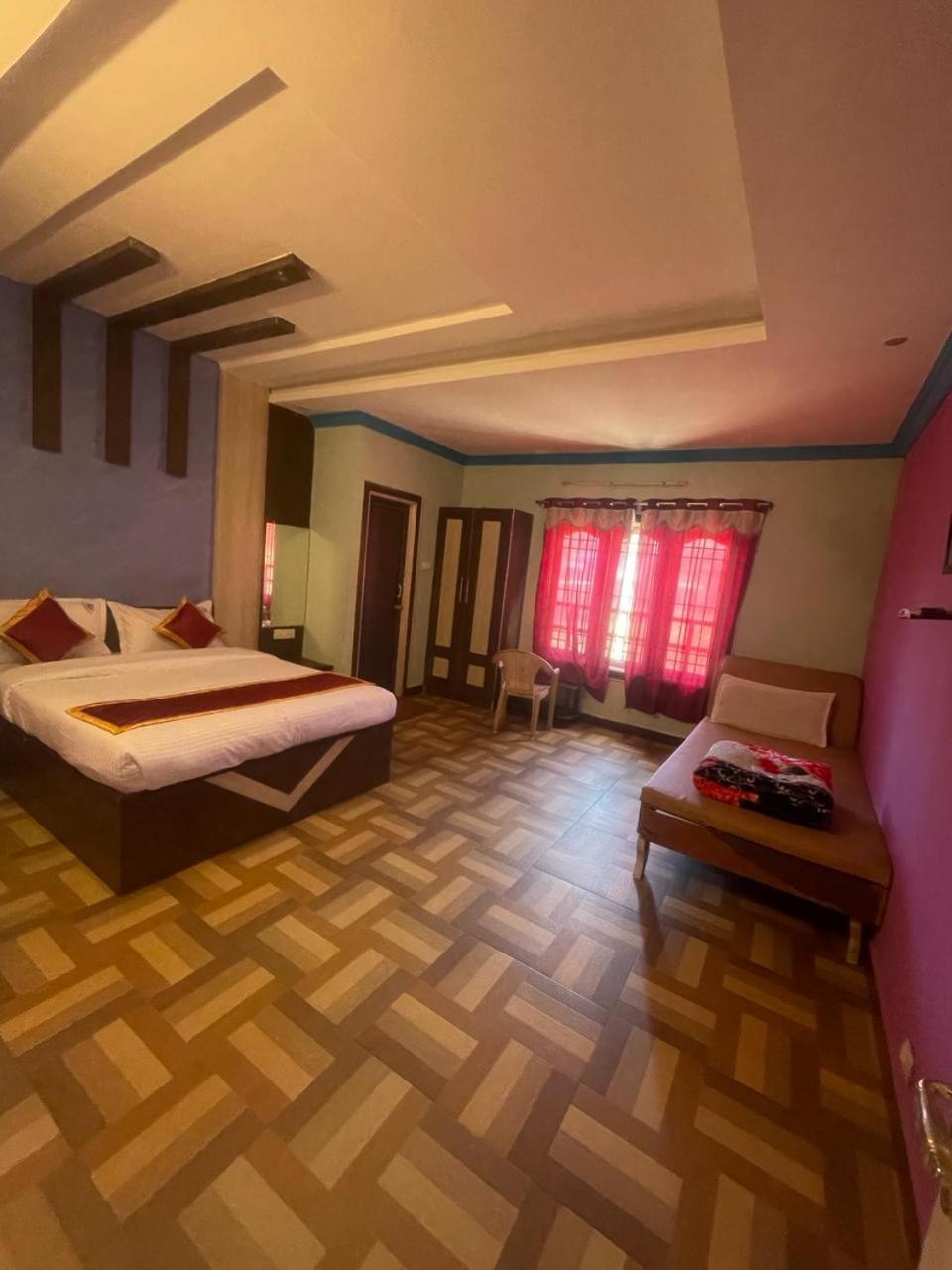 Ooty Vpr Residency Ξενοδοχείο Εξωτερικό φωτογραφία
