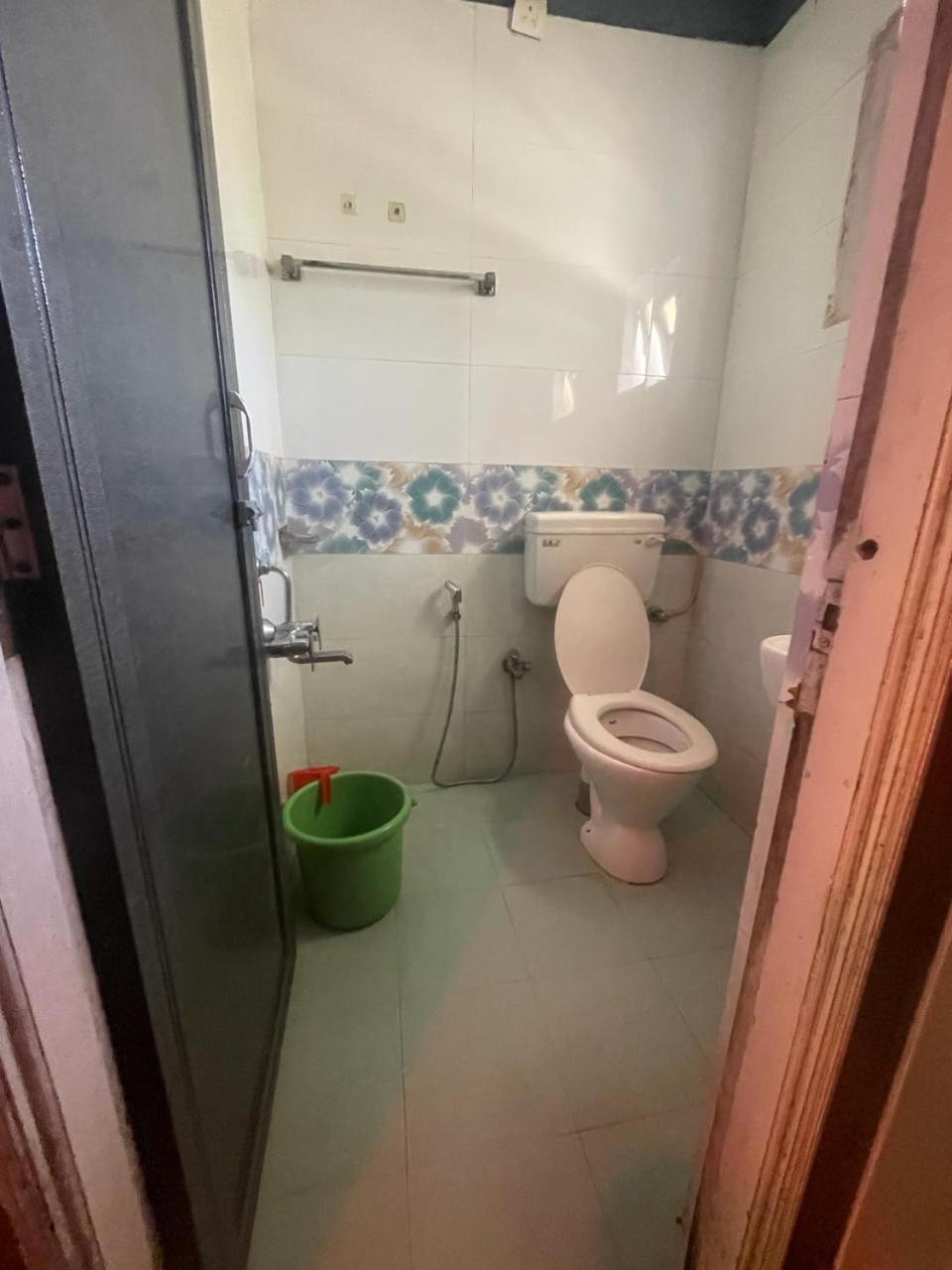 Ooty Vpr Residency Ξενοδοχείο Εξωτερικό φωτογραφία