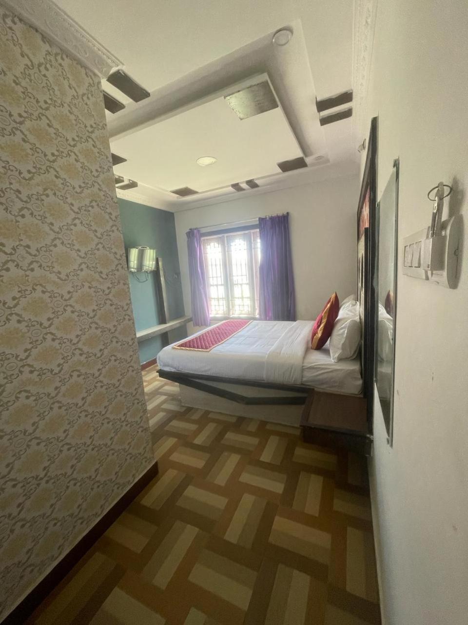 Ooty Vpr Residency Ξενοδοχείο Εξωτερικό φωτογραφία