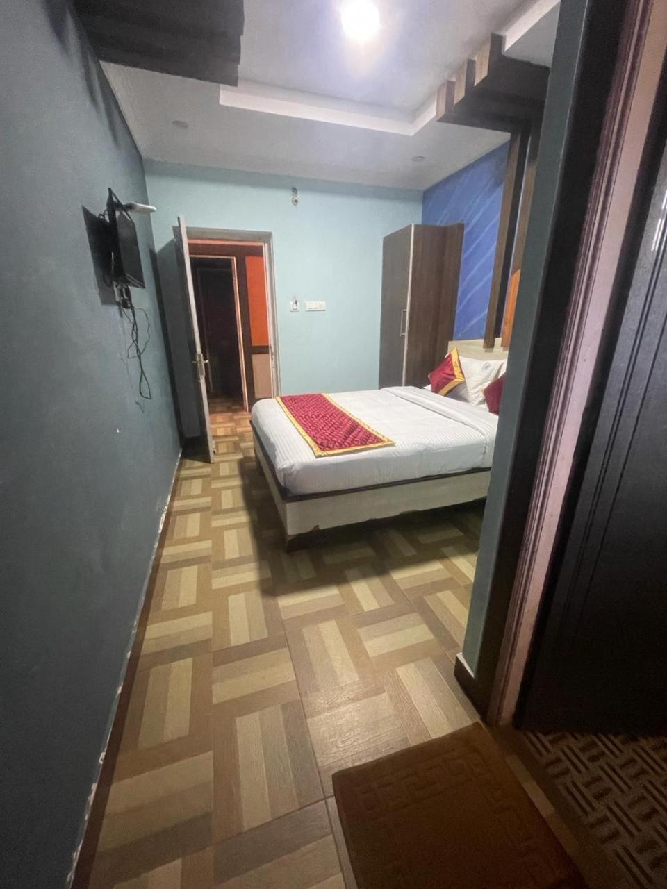 Ooty Vpr Residency Ξενοδοχείο Εξωτερικό φωτογραφία